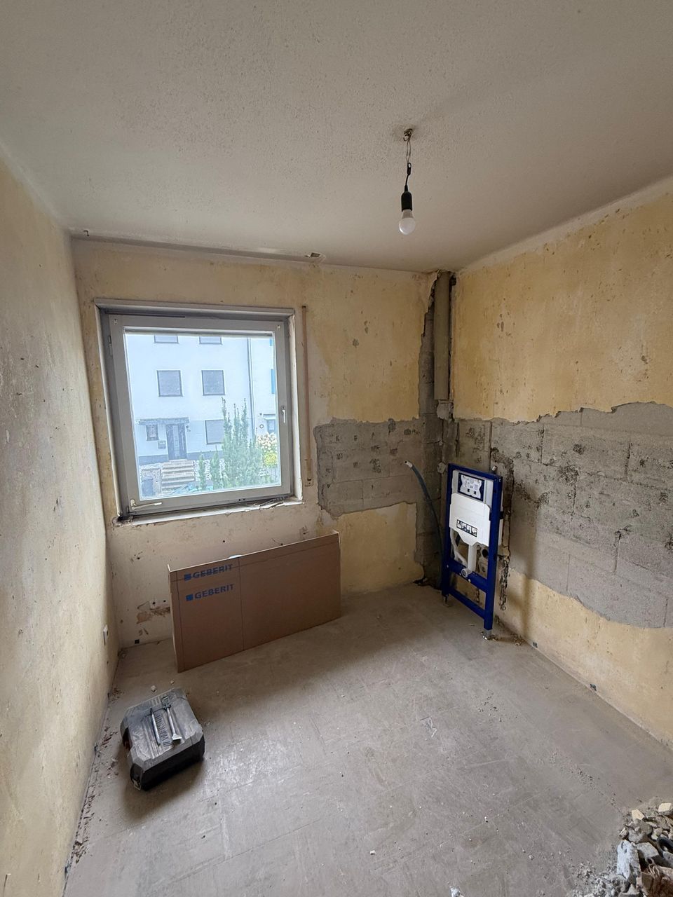 Rohbau & neue Vorwandinstallation